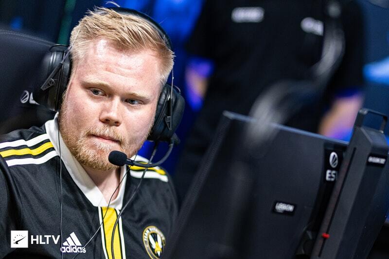 Vitality прошла в групповой этап IEM Cologne